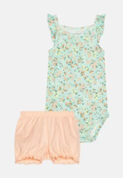 Carter's™ Floral Peach Art Set - Shorts - Orange
