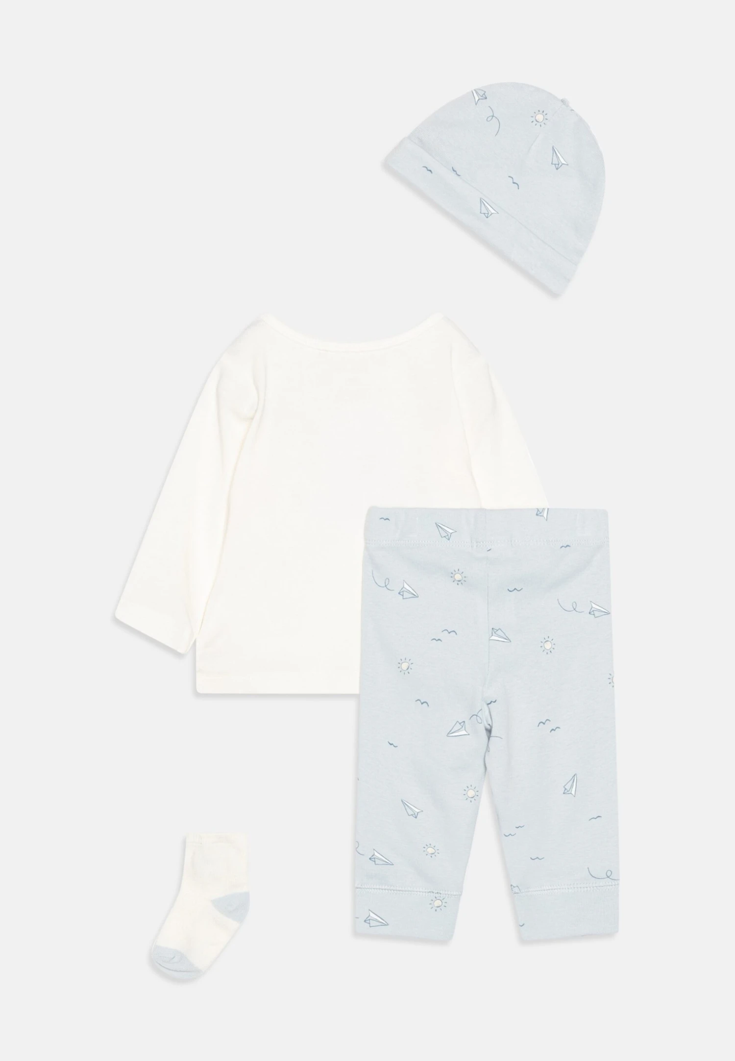 Carter's™ Pant Unisex Set - Beanie - Blue 3 Carter's™ Pant Unisex Set - Beanie - Blue - Image 2