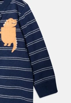 Carter's™ Interlock Unisex - Sleep Suit - Dark Blue 7 Carter's™ Interlock Unisex - Sleep Suit - Dark Blue -Carter's™ Sales b807eafef2d14e15a73ff3e389a0bfdb